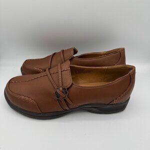 Comfortview Women's Natalia Slip-On Flat Brown Size 9